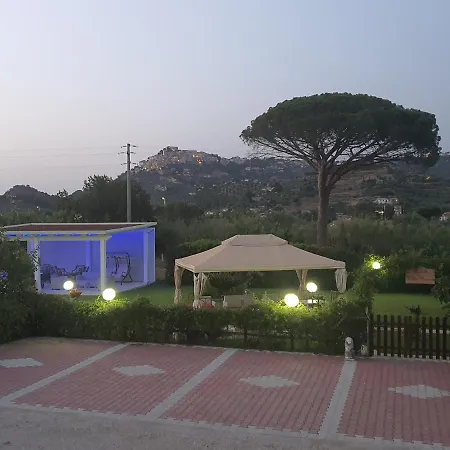 Pascale - - Castellabate