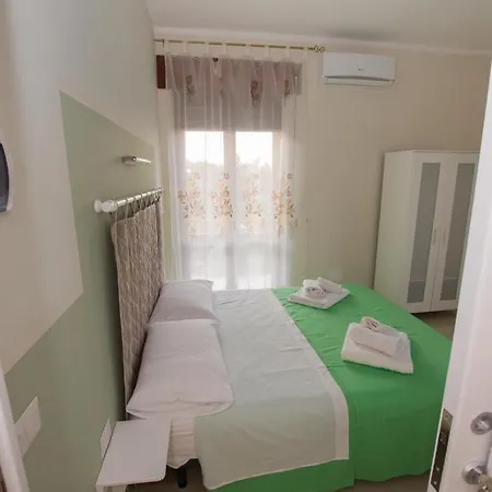 Bed & Breakfast Pascale - - *